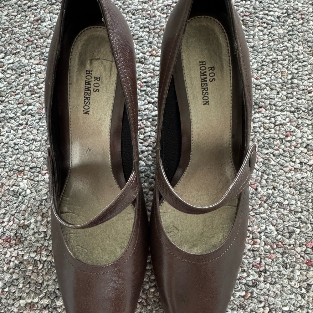 Ros Hommerson Dark Academia Chocolate Brown vintage leather Mary Jane Block heel